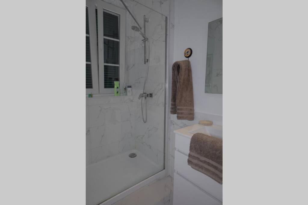 Charming Colonial Flat In Historic Building Leilighet Gibraltar Eksteriør bilde
