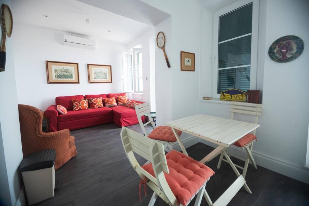 Charming Colonial Flat In Historic Building Leilighet Gibraltar Eksteriør bilde