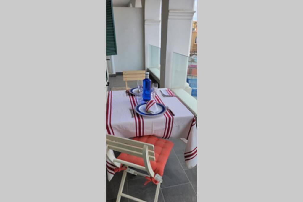 Charming Colonial Flat In Historic Building Leilighet Gibraltar Eksteriør bilde